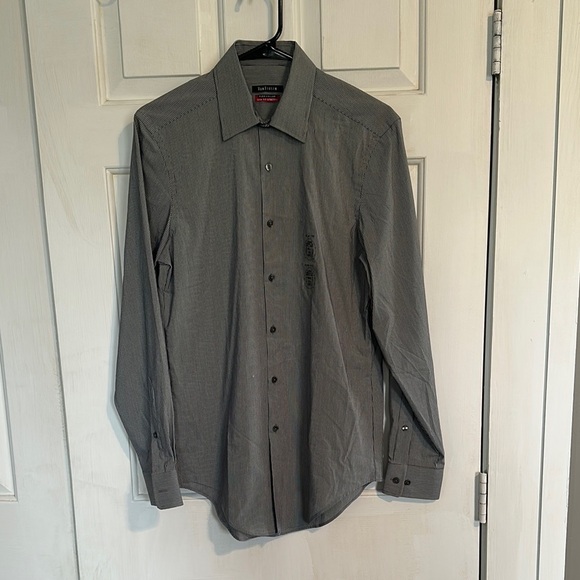 NWT Van Heusen Size small grey shirt men’s - Picture 1 of 6